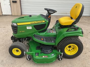 Main image John Deere X750